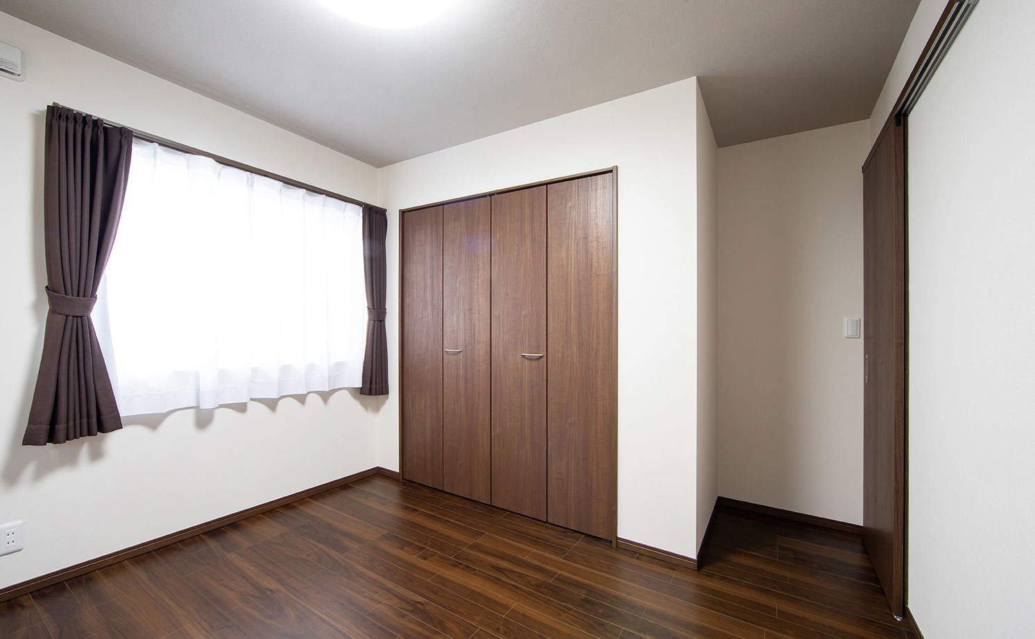 ヤマダホームズ 夫婦ふたり暮らしにちょうどいい広さと間取りの、庭付き20坪平屋の住まいの建築実例画像6