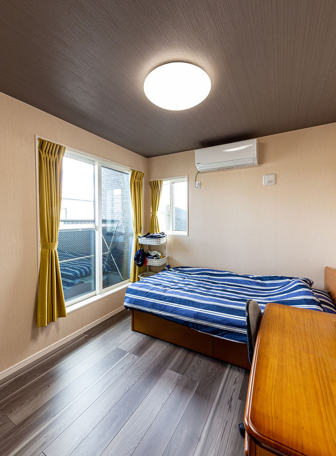 ヤマダホームズ [3階建て]プランニングの工夫で、22坪の土地に2台駐車・2世帯6人が快適に暮らせる住まいを実現の建築実例画像7