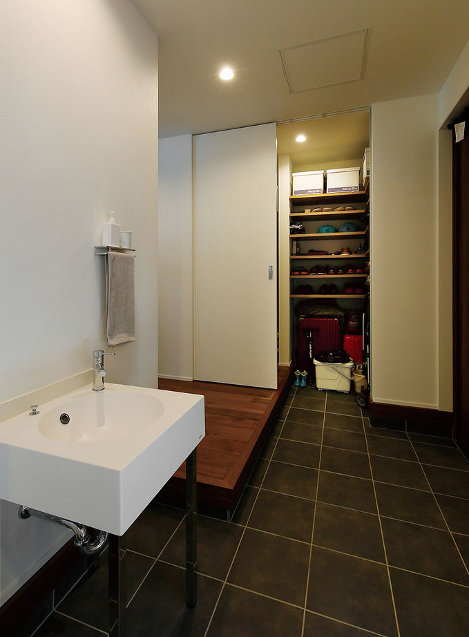 ヤマダホームズ 【3000万円台】【間取り図あり】外に閉じ内に開く、夢と個性が満載の家の建築実例画像7