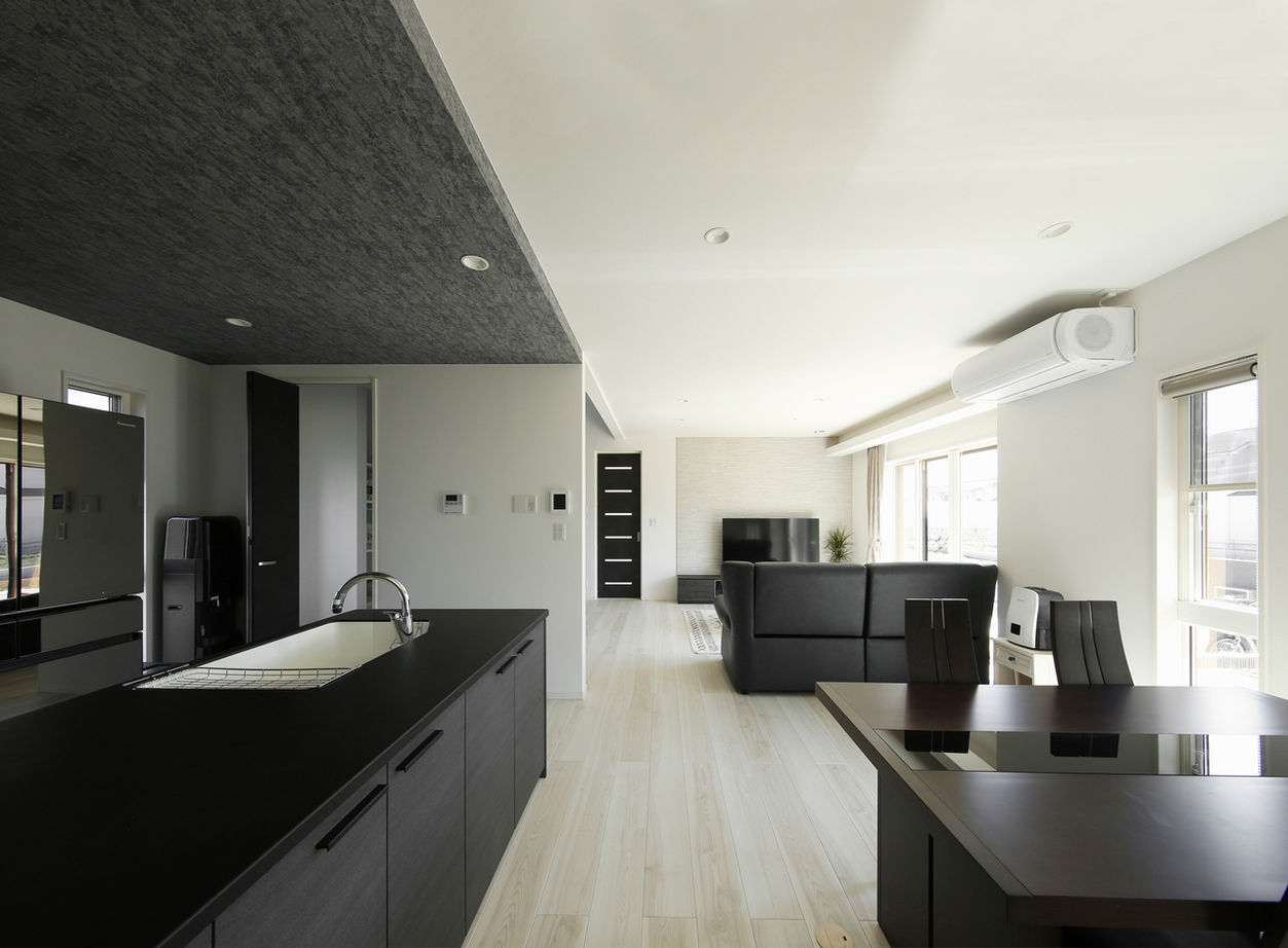 ヤマダホームズ 細部まで選び抜いて「すっきり」を追求した、シンプル間取りのモノトーン空間の建築実例画像3