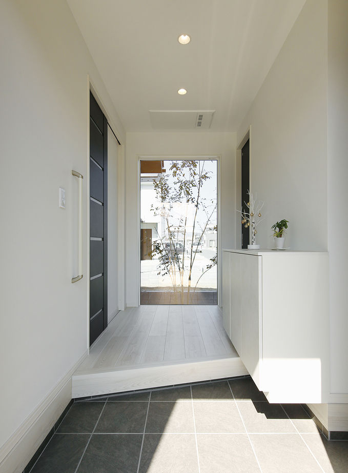 ヤマダホームズ 細部まで選び抜いて「すっきり」を追求した、シンプル間取りのモノトーン空間の建築実例画像5