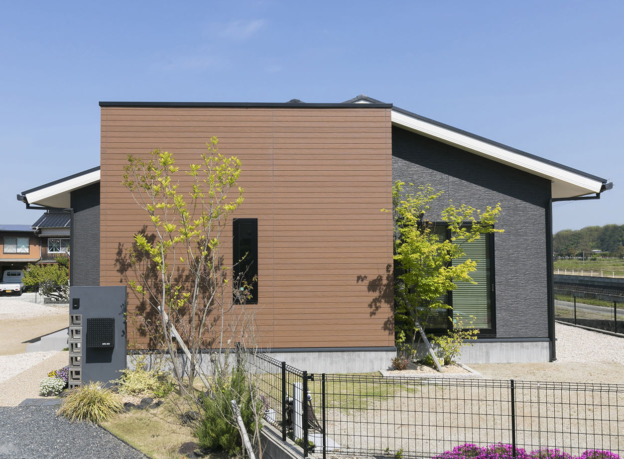 ヤマダホームズ 快適リビングに家族が集う。暮らしやすいサイズと間取りの平屋の家の建築実例画像9