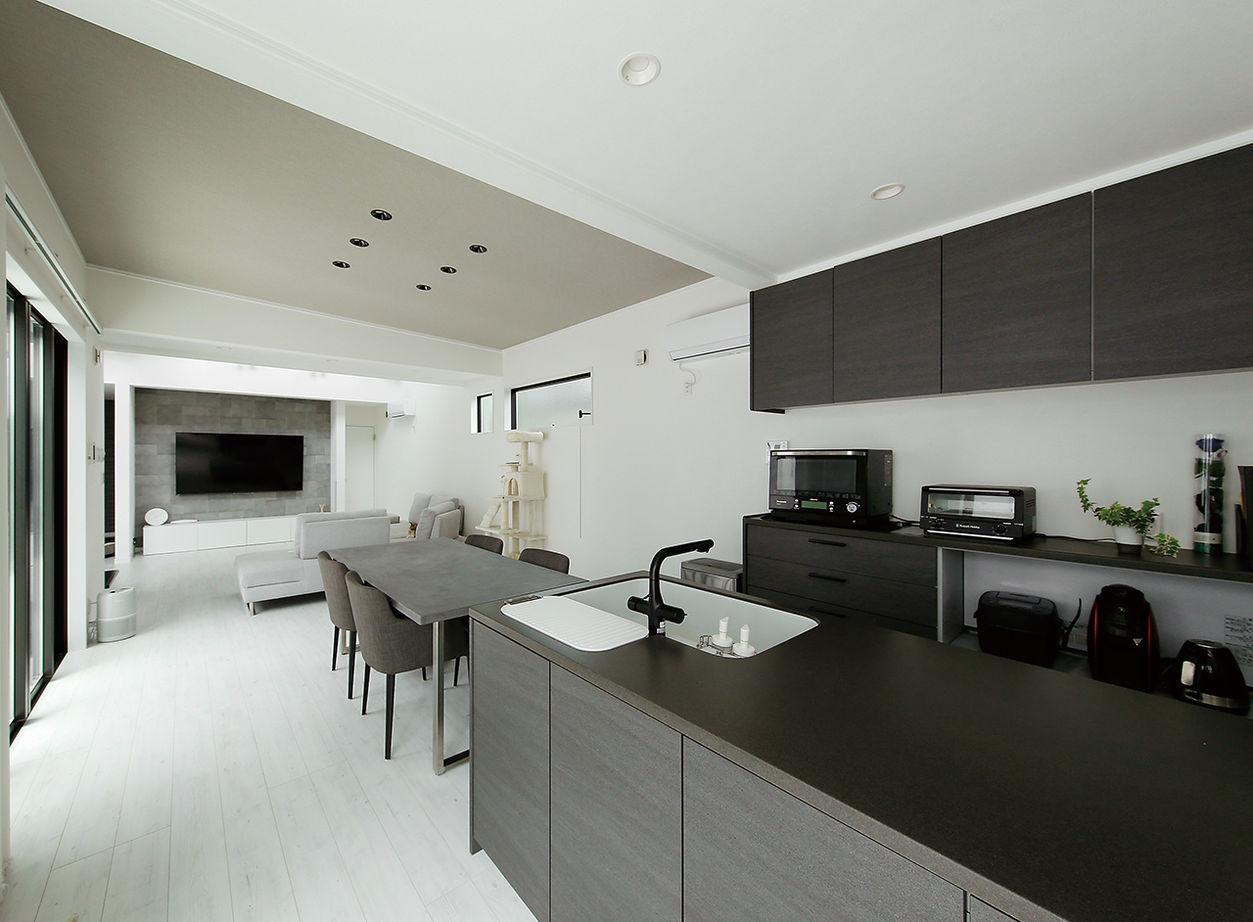 ヤマダホームズ 【3000万円台・間取り図あり】視線を気にせず人もペットものびのび。外に閉じ、内に開く家の建築実例画像2