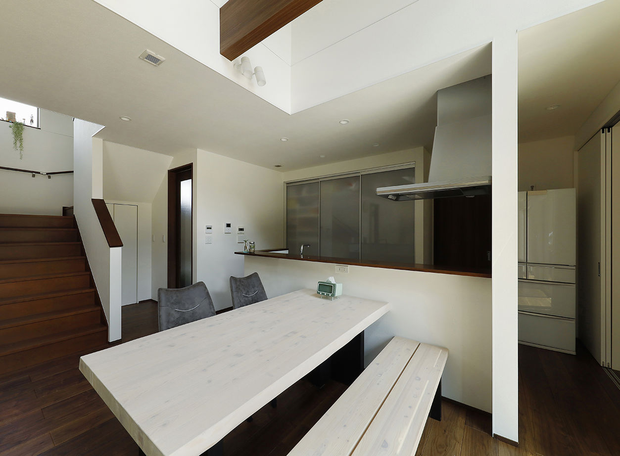 ヤマダホームズ 機能的な動線と収納のアイデアが光る、大屋根の家の建築実例画像4