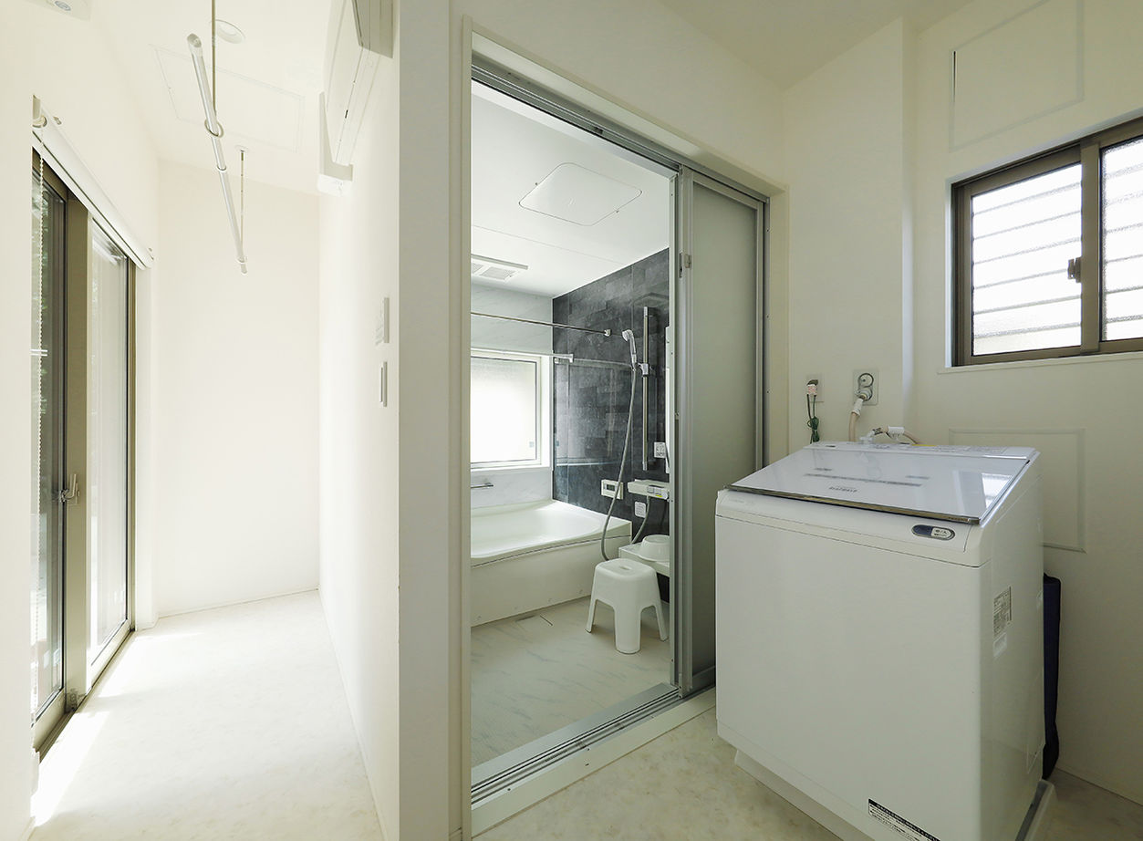 ヤマダホームズ 機能的な動線と収納のアイデアが光る、大屋根の家の建築実例画像6