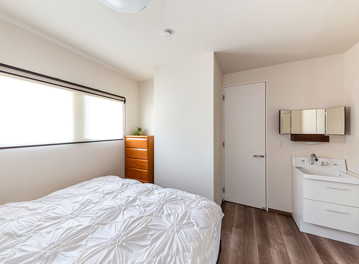 ヤマダホームズ 一目ぼれしたキッチンを中心に、外観、外構まで「シンプルモダン」を極めた住まいの建築実例画像5