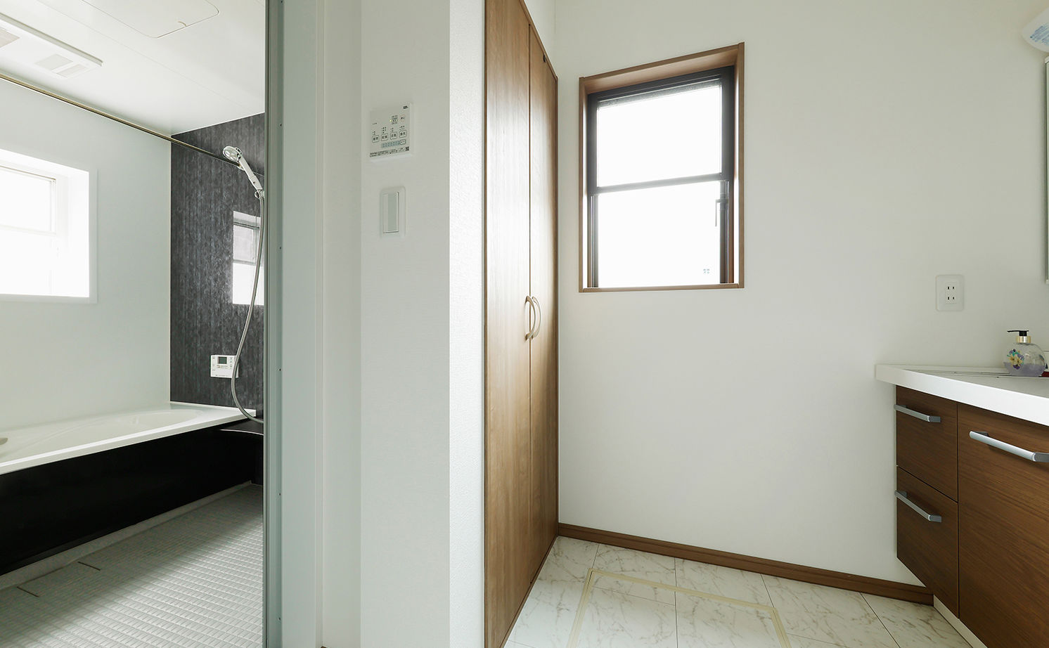 ヤマダホームズ 「スタイリッシュであること」を意識しながら、コミュニケーション充実の工夫を満載の建築実例画像11