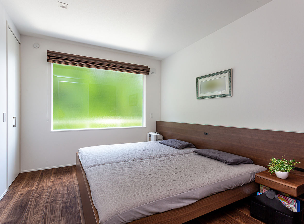 ヤマダホームズ 整然とした大空間に緑の眺望が映える、高台の住まい　の建築実例画像7