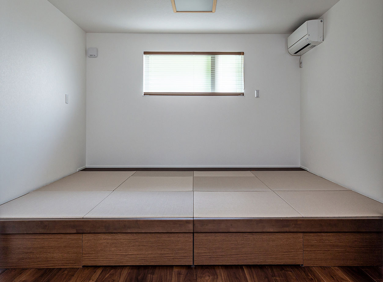 ヤマダホームズ 整然とした大空間に緑の眺望が映える、高台の住まい　の建築実例画像9