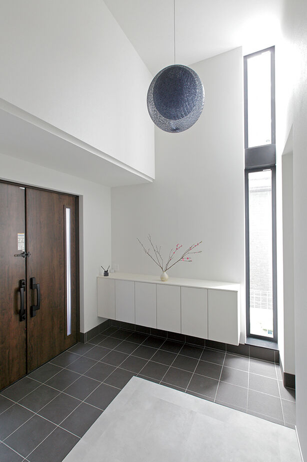 ヤマダホームズ カーテンレスでのびのびと暮らす中庭のある住まいの建築実例画像8