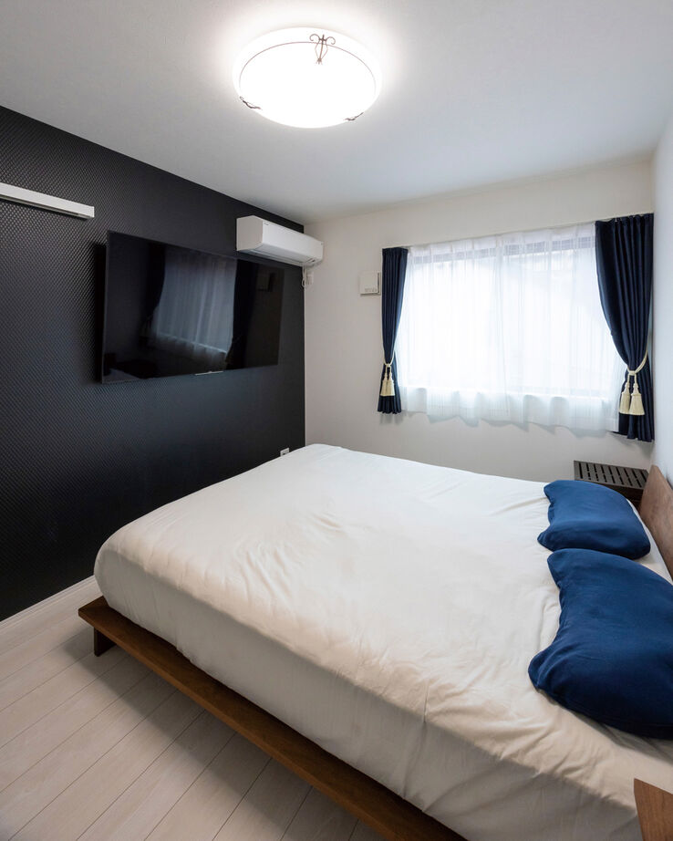 ヤマダホームズ 【都市型３階建て】サウナや二の字キッチン、太陽光発電など、夢と快適を追求した住まいの建築実例画像7