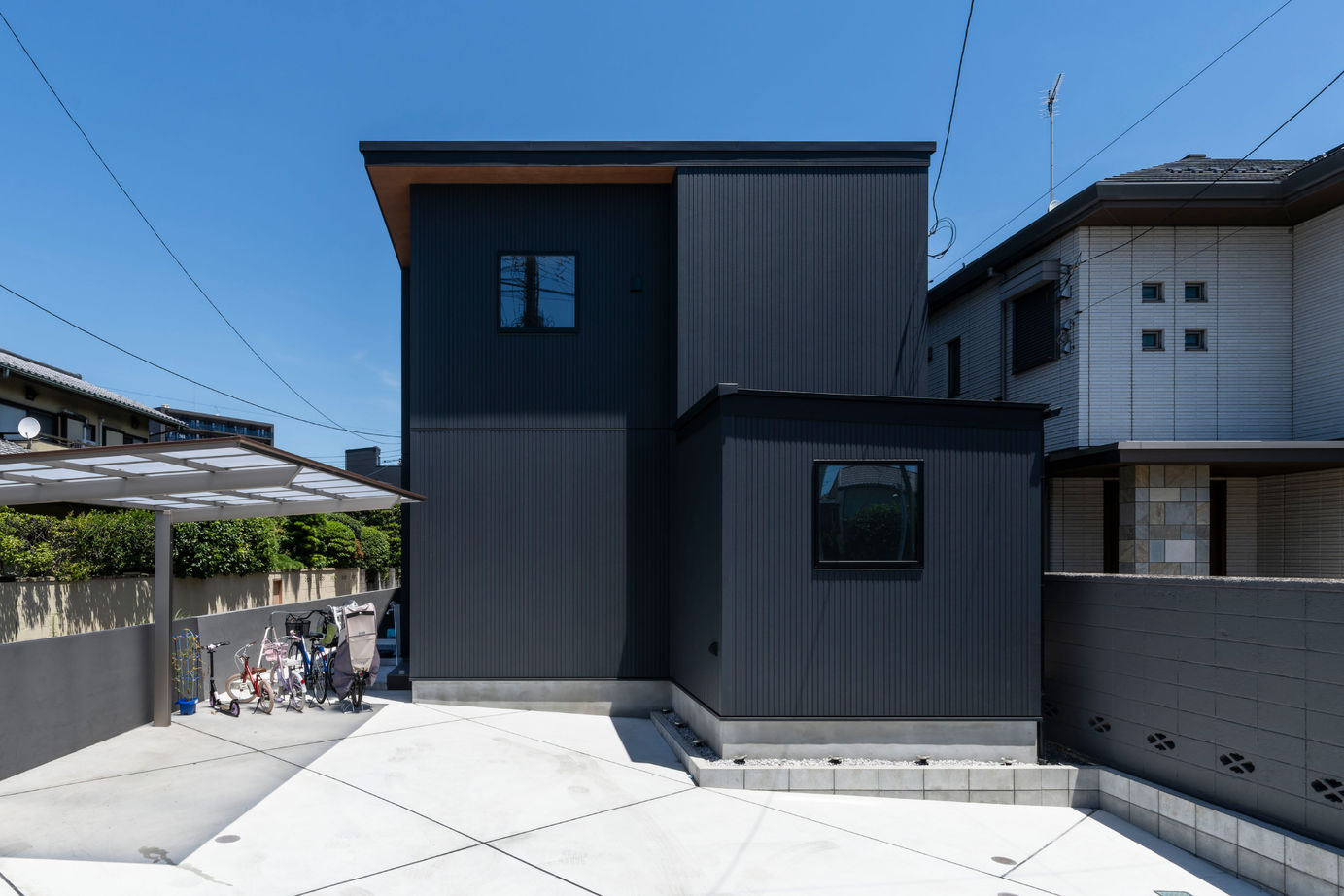 愛される「LDK」iiMA by VISIO 【吹抜/スキップフロア/高性能/間取図有】陽光が広がる明るいLDK！スキップフロアが家族の会話を自然に育むの建築実例画像