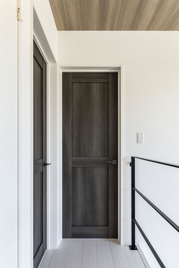 愛される「LDK」iiMA by VISIO 【吹抜/スキップフロア/高性能/間取図有】陽光が広がる明るいLDK！スキップフロアが家族の会話を自然に育むの建築実例画像8