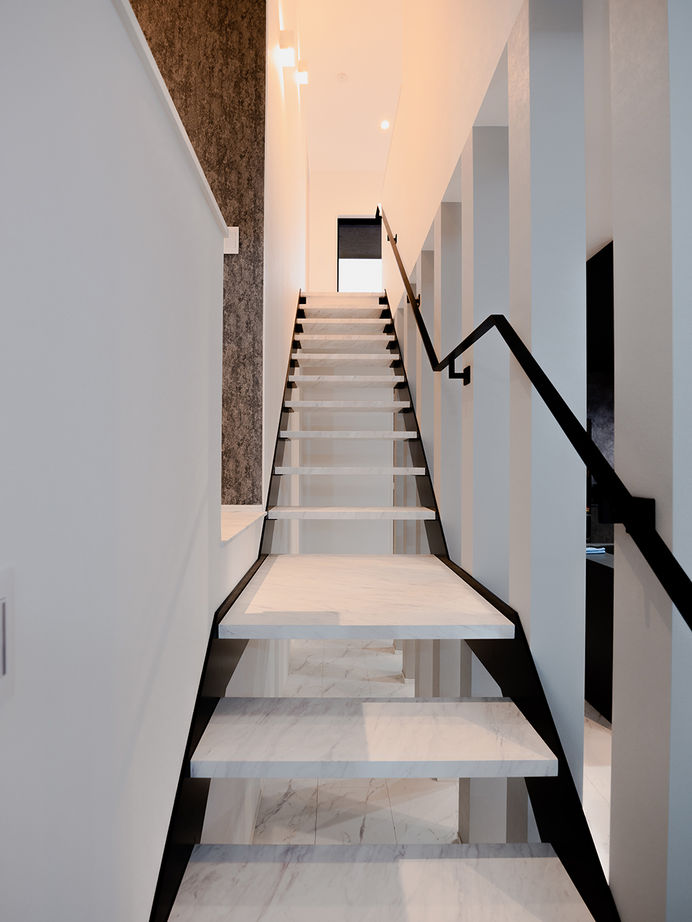 愛される「LDK」iiMA by VISIO 【ビルトインガレージ／ペット／間取図有】日常を贅沢に演出するラグジュアリーデザインのガレージハウスの建築実例画像7