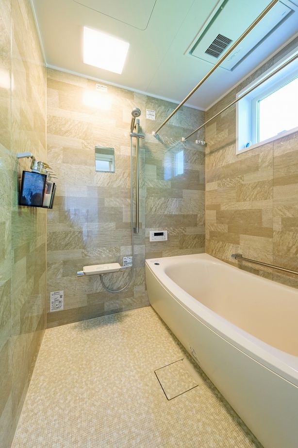 日栄商事 【1500～2000万円】回遊動線と収納計画で暮らしやすい。白×木目の爽やかな平屋の建築実例画像8