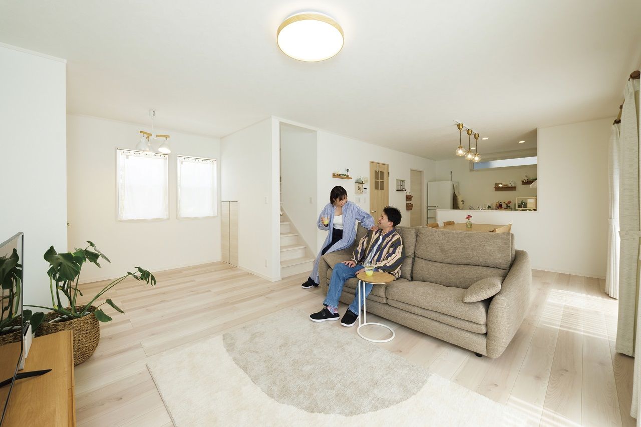 日栄商事 北欧デザインと家事楽回遊動線の見た目と実用性を兼ね備えたこだわりの家を2000万円以内で実現の建築実例画像2