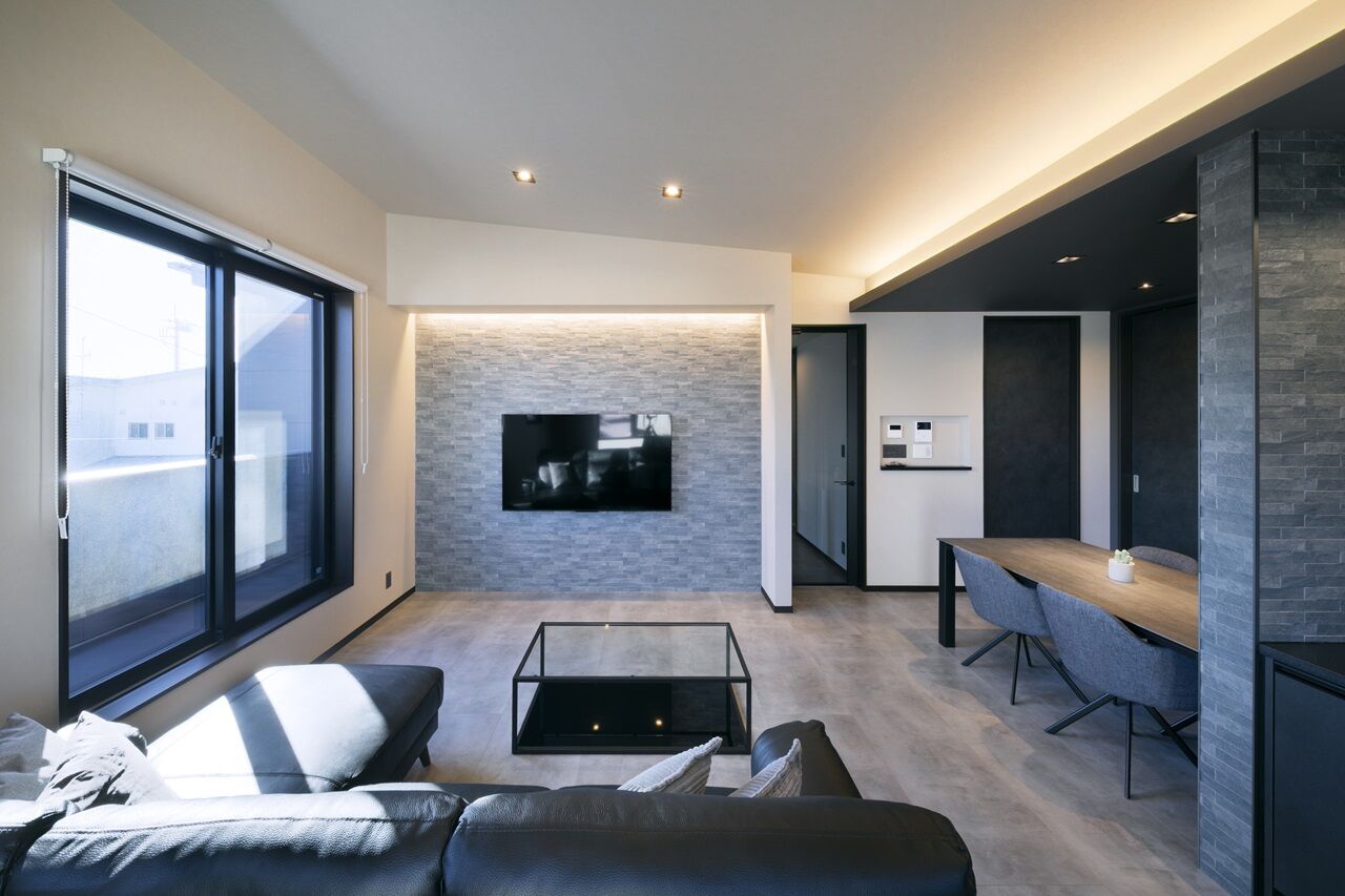 日栄商事 【3000万円内で叶うガレージの家/間取り図有】車やダイビングなど大容量の収納で趣味人も大満足の家の建築実例画像7