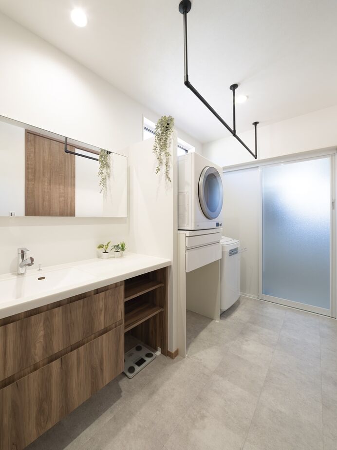 日栄商事 【2000万円台/平屋/間取り有】家族が集うリビング中心主義に家事ラクをプラスした平屋の建築実例画像5