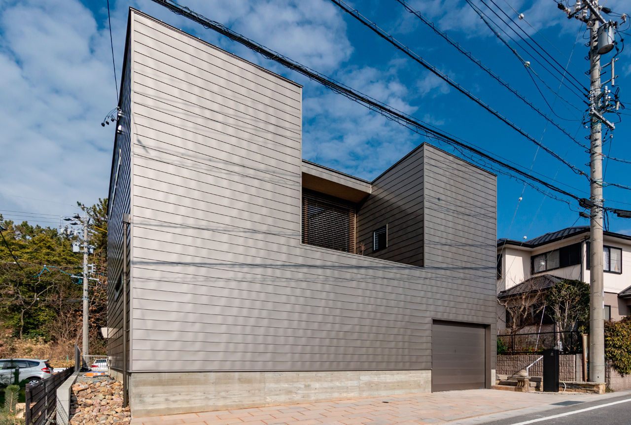 バロック 【愛知県｜中庭×ガレージハウス】シームレスな間取りで開放的に。イメージは「日本を愛する外国人の家」の建築実例画像2