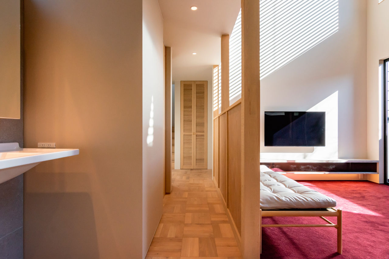 バロック 【愛知県｜中庭×ガレージハウス】シームレスな間取りで開放的に。イメージは「日本を愛する外国人の家」の建築実例画像8