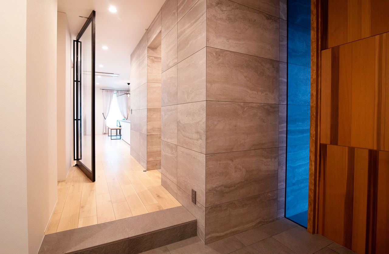 バロック 【名古屋市｜ガレージハウス】高低差のある傾斜地を活かした設計。暮らしはエレガント＆スマートにの建築実例画像6