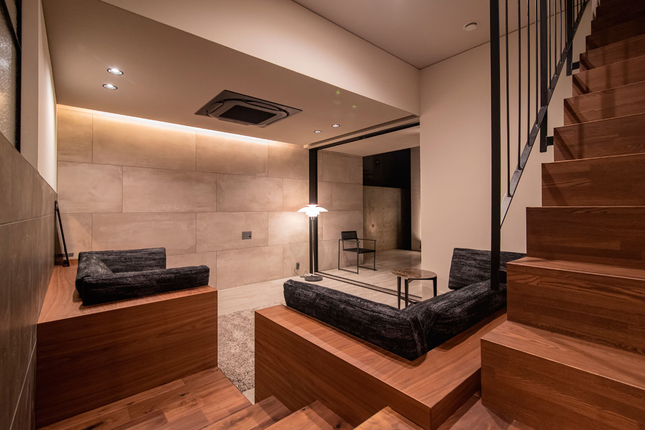 バロック 【名古屋市｜中庭のあるガレージハウス】イメージは“ROCK”。開放感をもたらしたのはボーダレスな空間設計の建築実例画像7