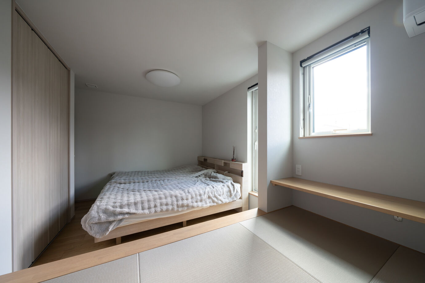 ヤマト住建 【４LDK/吹き抜け/家事ラク】家族との時間が増える、自然光あふれる吹き抜けリビングの建築実例画像10