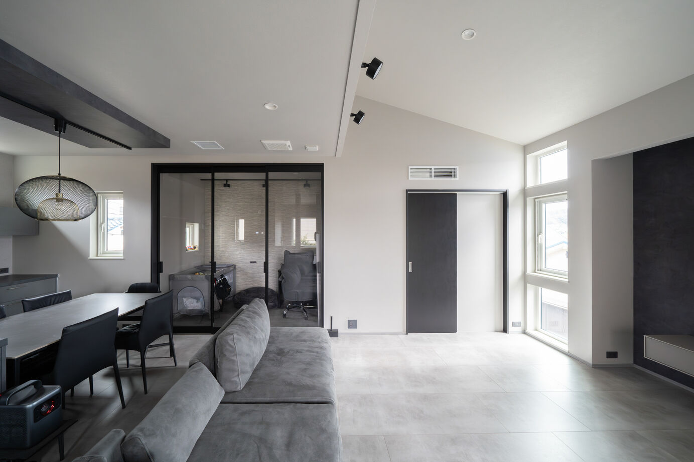 ヤマト住建 【2階リビング/家事ラク】”温度差によるストレス”と“生活の不便”を一気に解消の建築実例画像1