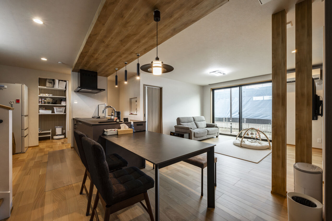 ヤマト住建 栃木県宇都宮市/性能と暮らしやすさを叶えた、こだわりの平屋の建築実例画像2