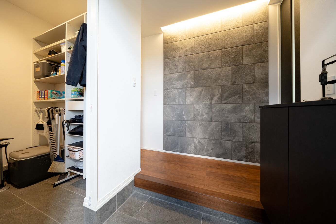 ヤマト住建 兵庫県加古川市/吹抜け/デザイン性も住み心地も実現。家で過ごす時間が何よりも幸せにの建築実例画像9