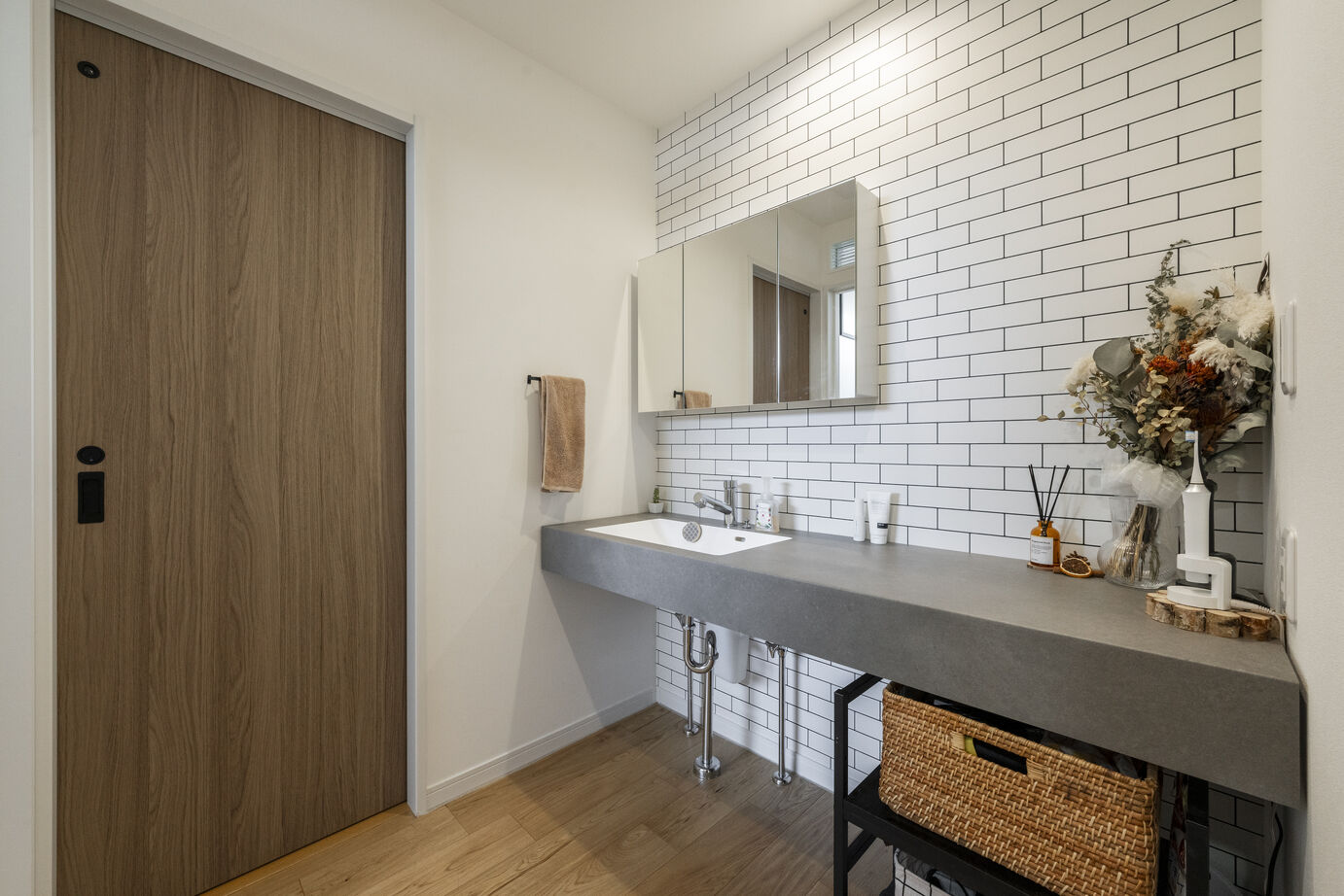 ヤマト住建 群馬県太田市/スキップフロアと大きなデッキが叶えた、理想の暮らしの建築実例画像8