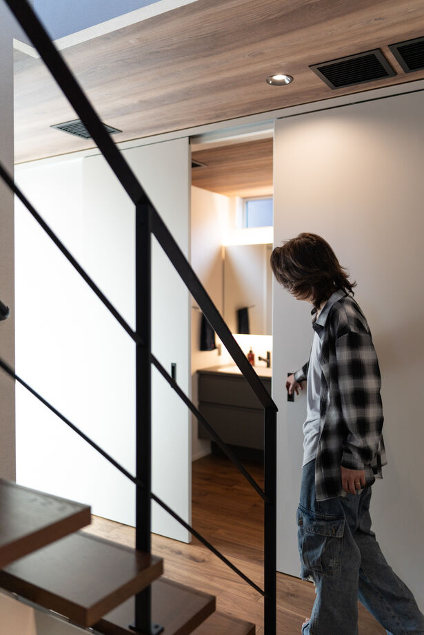 ヤマト住建 兵庫県姫路市/中庭とリビングが一体化。人が大勢集まりくつろげる仕掛けが満載！の建築実例画像5