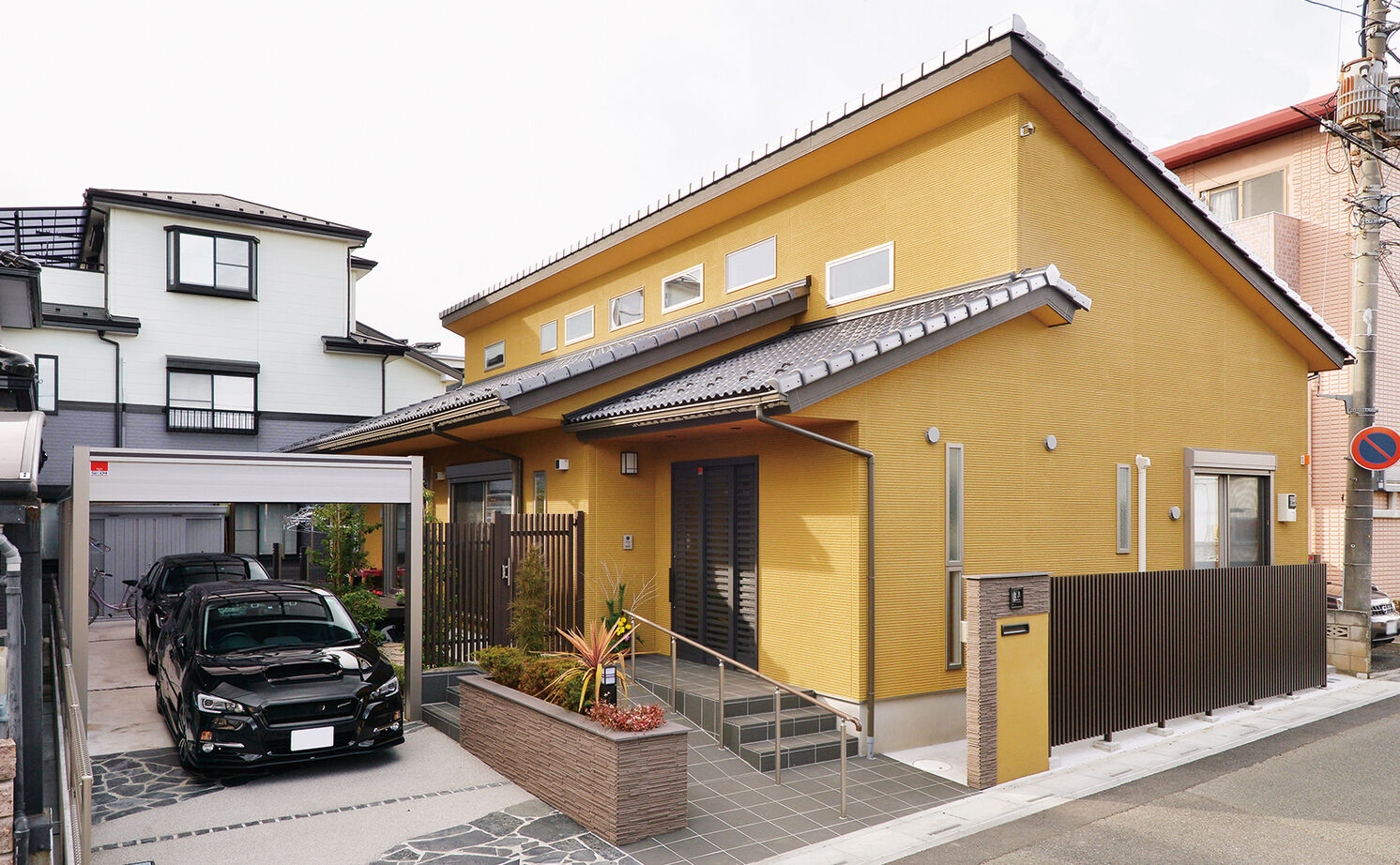 深澤木材 【3020万円/40坪/間取り有/平屋】吹き抜け窓で明るさを確保した平屋住まい。二世帯住宅対応で和モダンな家の建築実例画像3