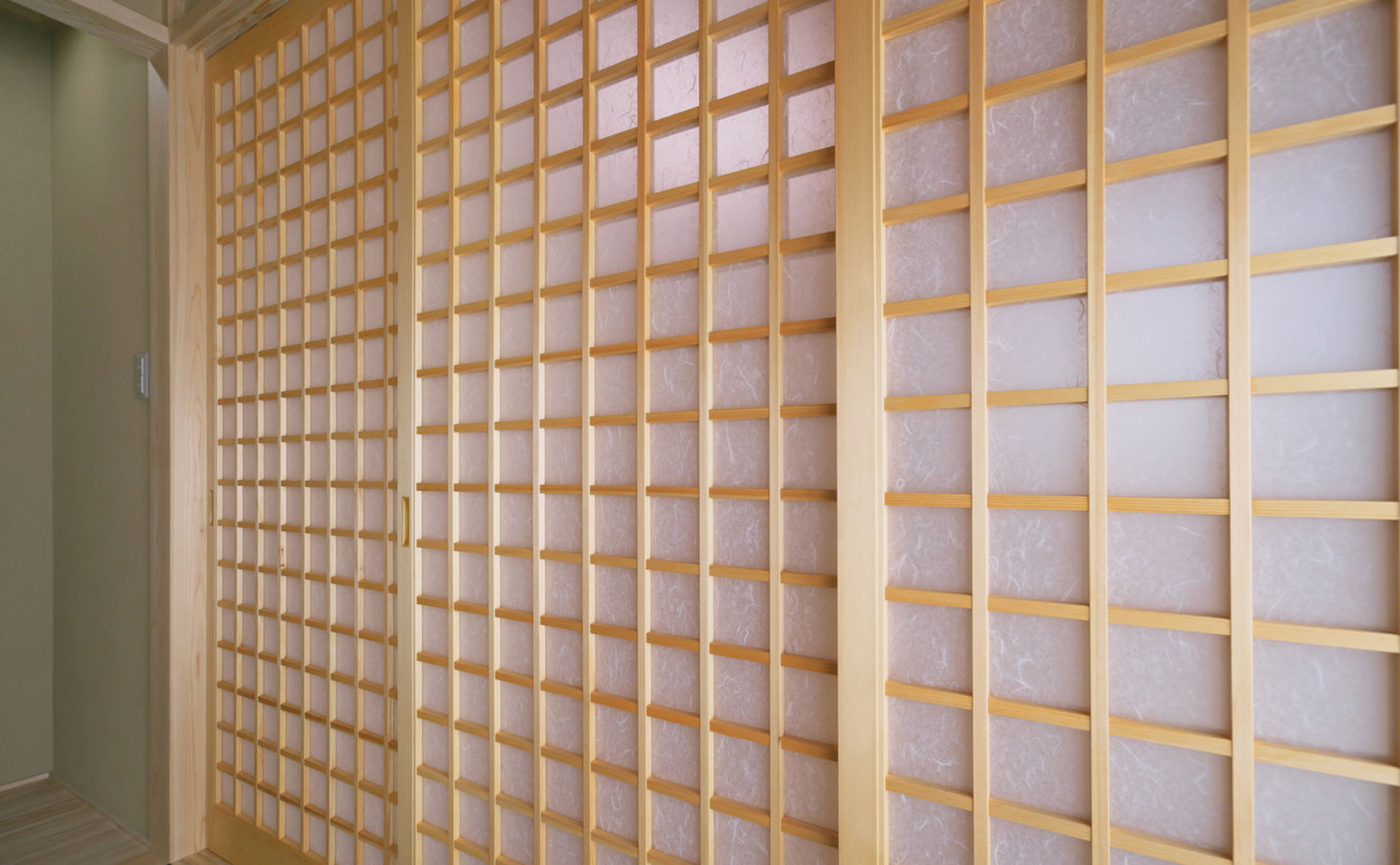 深澤木材 【31坪/瓦屋根/自然素材】モデルハウスで一目惚れした伝統的な和風建築。木の香り漂う旅館のような家の建築実例画像8