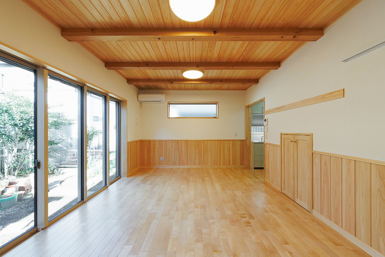 深澤木材 【34坪台/和風/自然素材/造作/間取り図有】たくさん使われた無垢材の雰囲気に心躍る、愛着の増す木の家の建築実例画像2