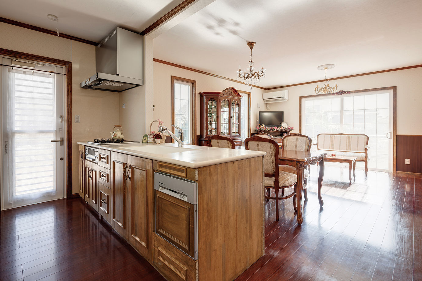 アーバンホーム 【3000万円台/間取り図】住み続けるほどに趣深くレンガの表情が美しい英国風ジョージアン様式の洋館風の家の建築実例画像5