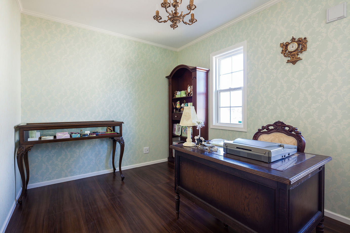 アーバンホーム 【3000万円台/間取り図】住み続けるほどに趣深くレンガの表情が美しい英国風ジョージアン様式の洋館風の家の建築実例画像8