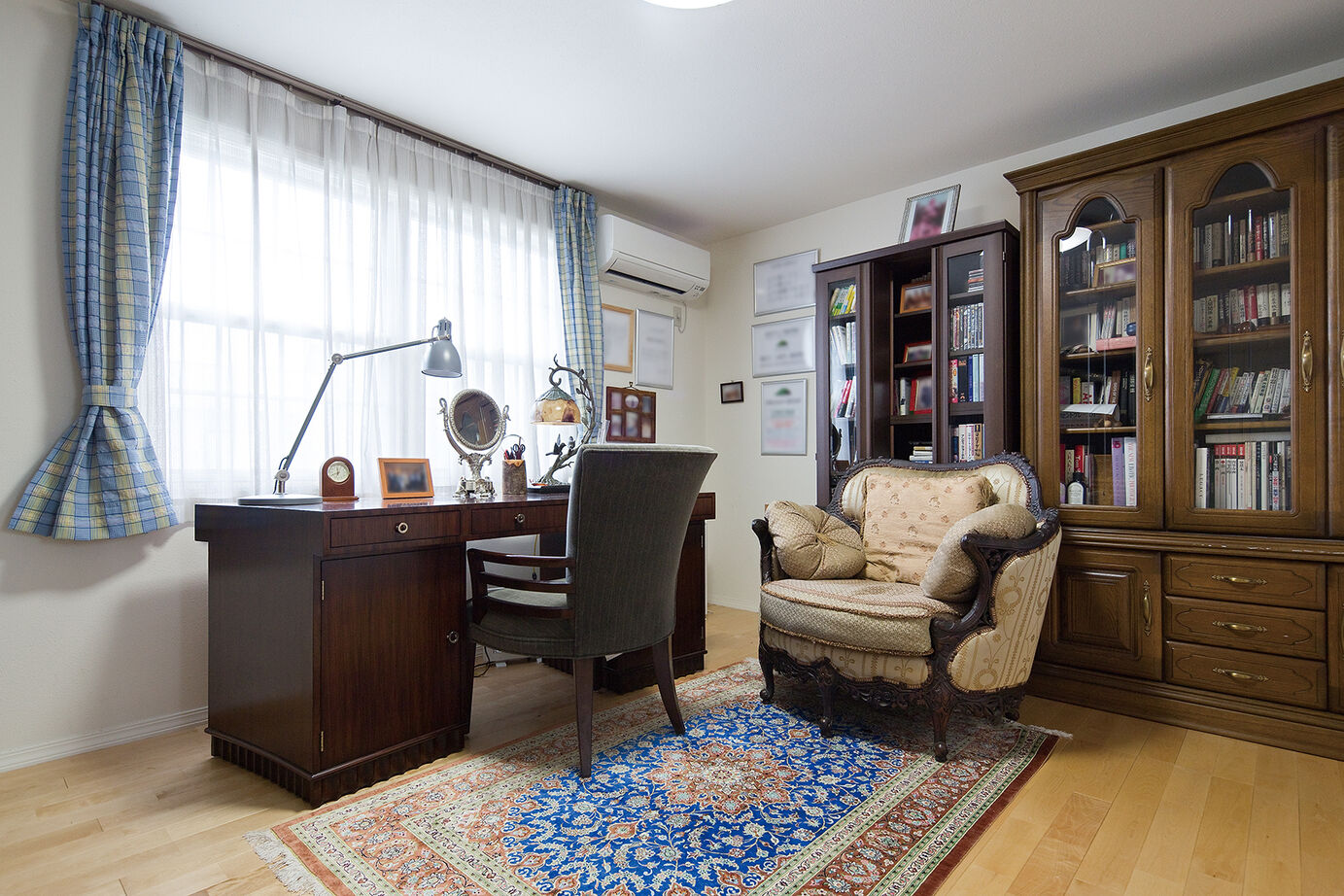 アーバンホーム 【8000万円台/車2台分/中庭/間取り図】本場の米国式スタイルを楽しむアメリカンビルトインガレージハウスの建築実例画像9