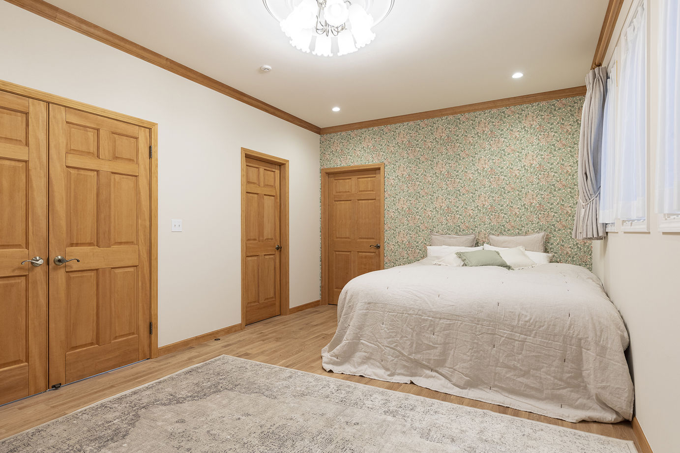 アーバンホーム 【5000万円台/車2台分/ビルトインガレージ/ZEH/間取り図】重厚感あふれるオシャレな北欧テイストの平屋住宅の建築実例画像9