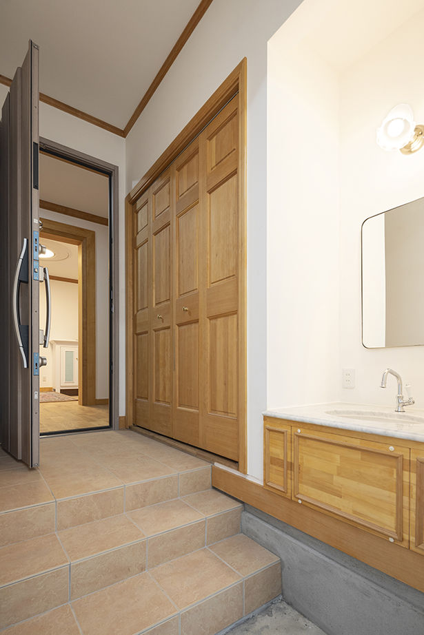 アーバンホーム 【5000万円台/車2台分/ビルトインガレージ/ZEH/間取り図】重厚感あふれるオシャレな北欧テイストの平屋住宅の建築実例画像17