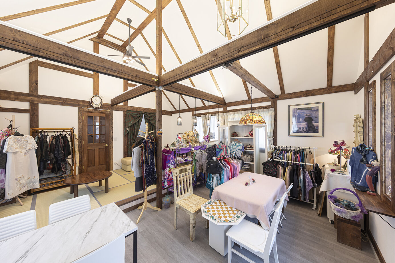 アーバンホーム 【5000万円台／店舗併用／吹抜／間取図】ハーフティンバー様式×古民家風でつくるクラシカルな二世帯住宅の建築実例画像9