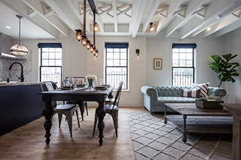 メープルホームズインターナショナル 【ニューヨークスタイル／マンハッタン】重厚感×優雅、現代的デザイン×自然素材が融合したクールな住まいの建築実例画像2