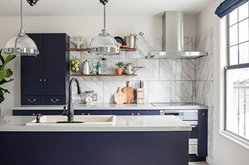 メープルホームズインターナショナル 【ニューヨークスタイル／マンハッタン】重厚感×優雅、現代的デザイン×自然素材が融合したクールな住まいの建築実例画像5