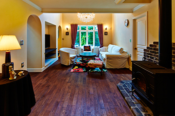 メープルホームズインターナショナル 【フレンチスタイル】自然に囲まれながらも吹き抜け断熱で一年中快適。心地よく自然と寄り添う欧風の住まいの建築実例画像3