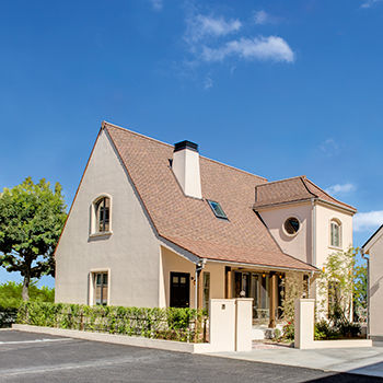 メープルホームズインターナショナル 【フレンチスタイル】ノルマンディの丘の上に建つ古民家をイメージ。愛車との時間を愉しむガレージハウスもの建築実例画像10