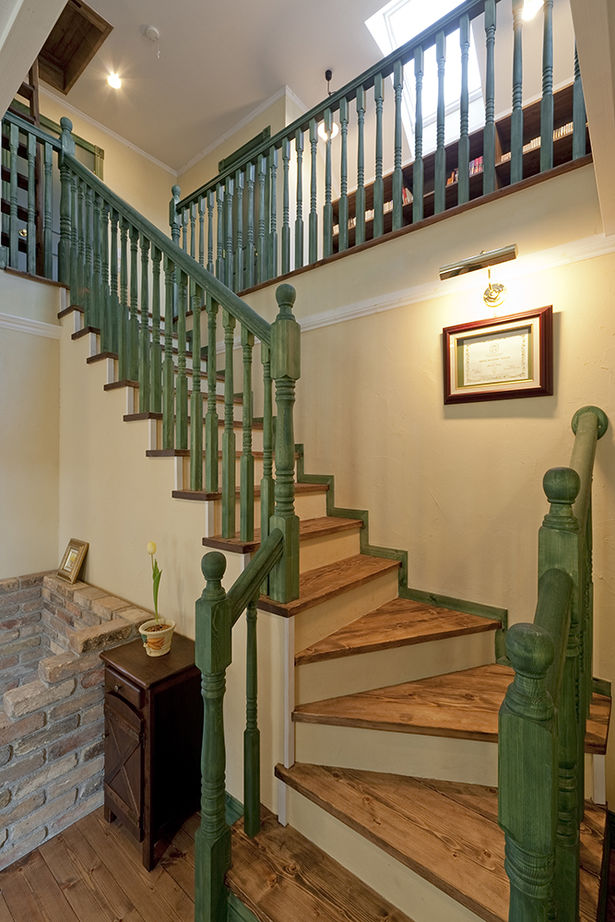 メープルホームズインターナショナル 【赤毛のアンの家】ビルトインガレージやバーコーナー、趣味を楽しむ空間で家での時間が充実｜間取り有の建築実例画像9