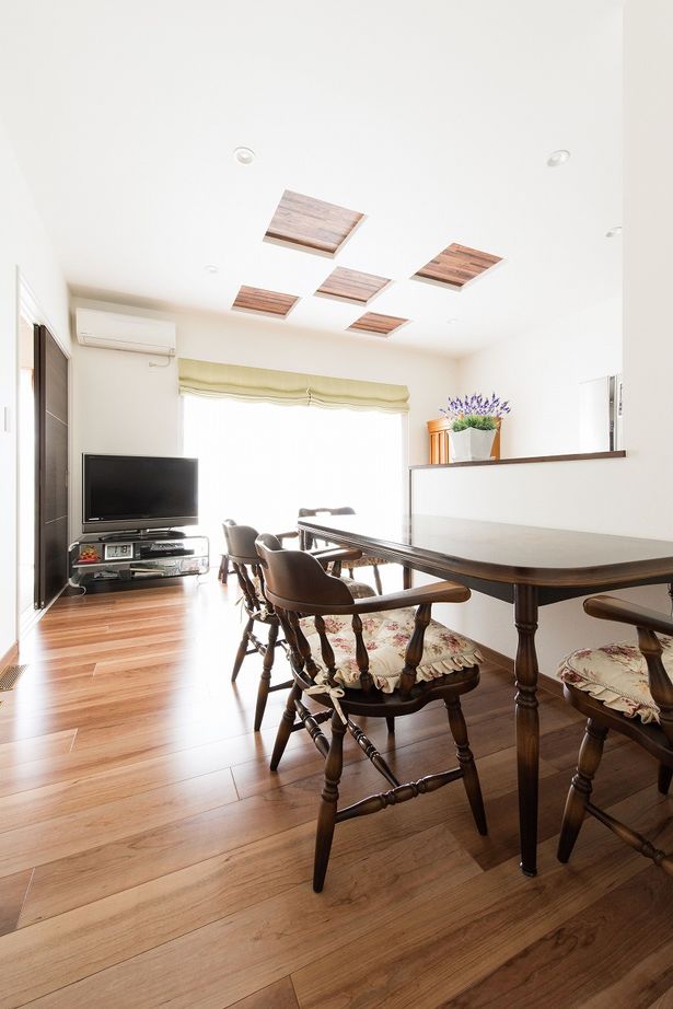 イシンホーム住宅研究会　相生建設 匠とつくるこだわりの住まい。お洒落なモダンテイストの二世帯住宅の建築実例画像9