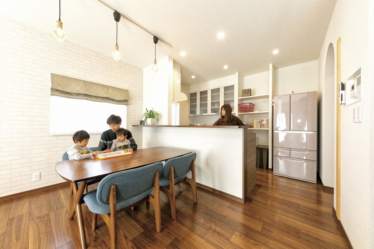 イシンホーム住宅研究会　相生建設 家事のしやすさを追求。余った時間で家族との時間を楽しむ住まいの建築実例画像3