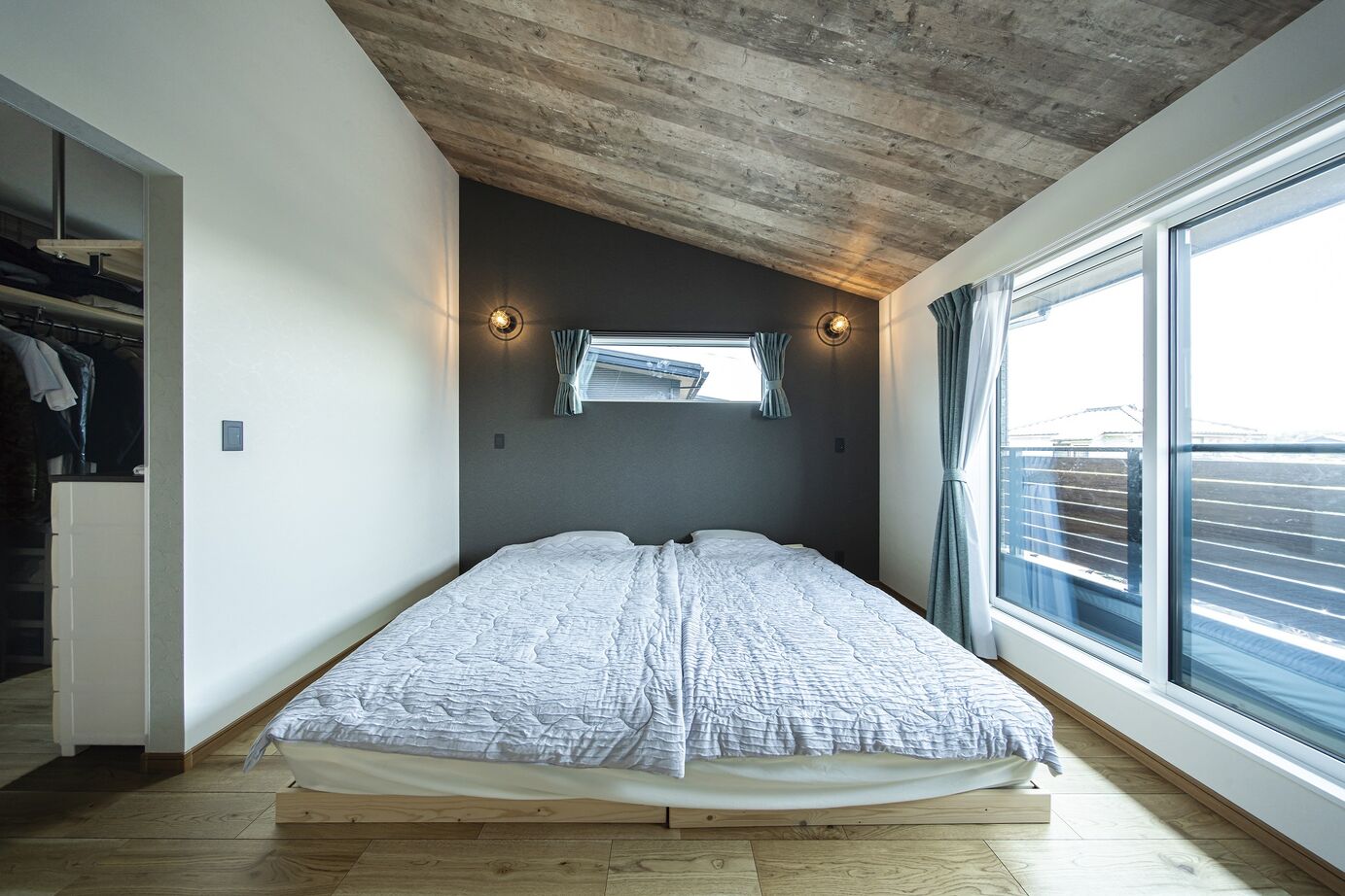 イシンホーム住宅研究会　相生建設 施主ファーストの家づくりに感動。広々LDK で家族団らんを楽しむ家の建築実例画像5