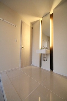 Archi Factory　HIMAWARI　アーキ・ファクトリー・ヒマワリ リゾート感あふれるデザインで内外観をコーディネート。畳スペースで「和」の癒しと快適性を演出の建築実例画像10